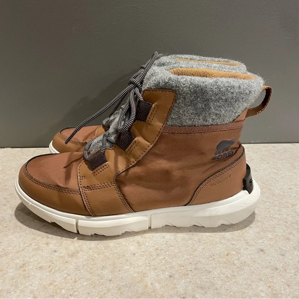 SOREL Women’s Explorer II Carnivel Felt Boot Waterproof Camel Gray Winter Snow